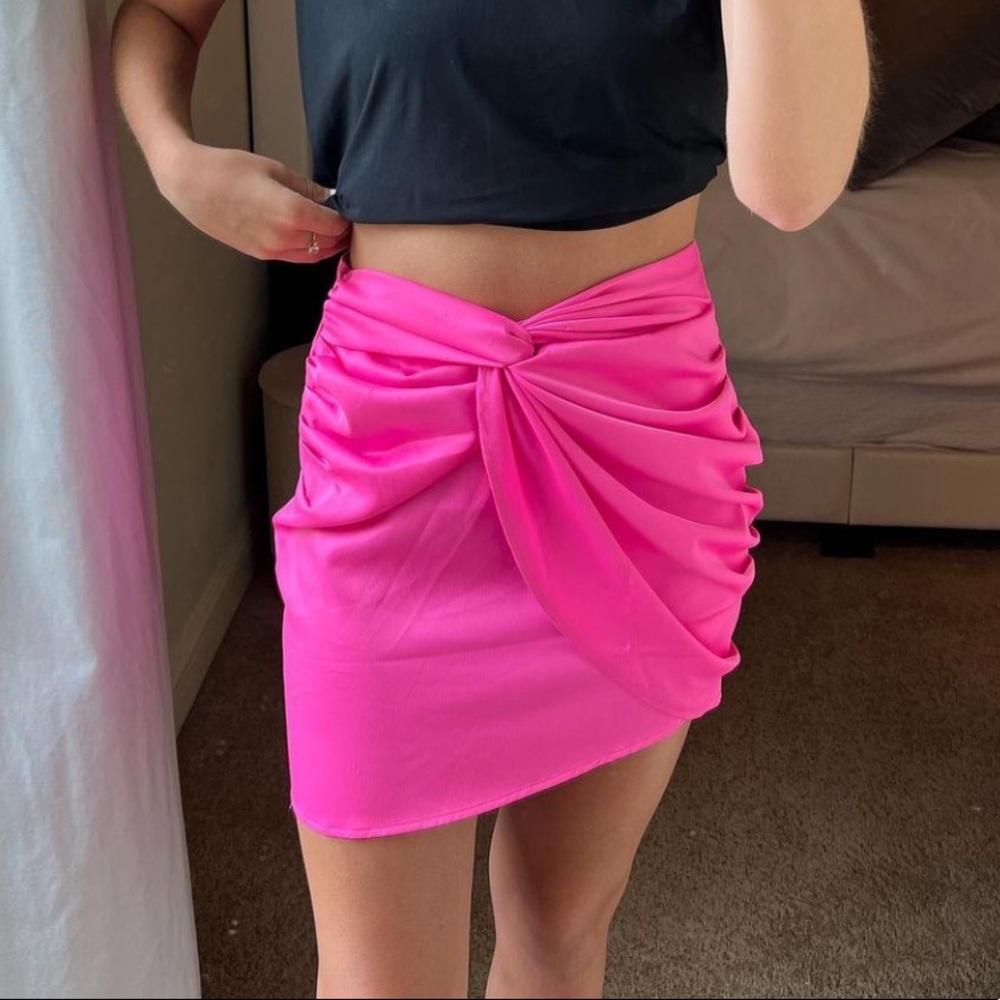 New Pink knot skirt